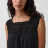 Minivestido con canesú de ganchillo en mezcla de lino