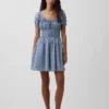 Minivestido con cintura fruncida