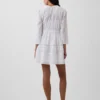 Minivestido con ribete de encaje
