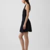 Minivestido de cintura baja con pinzas