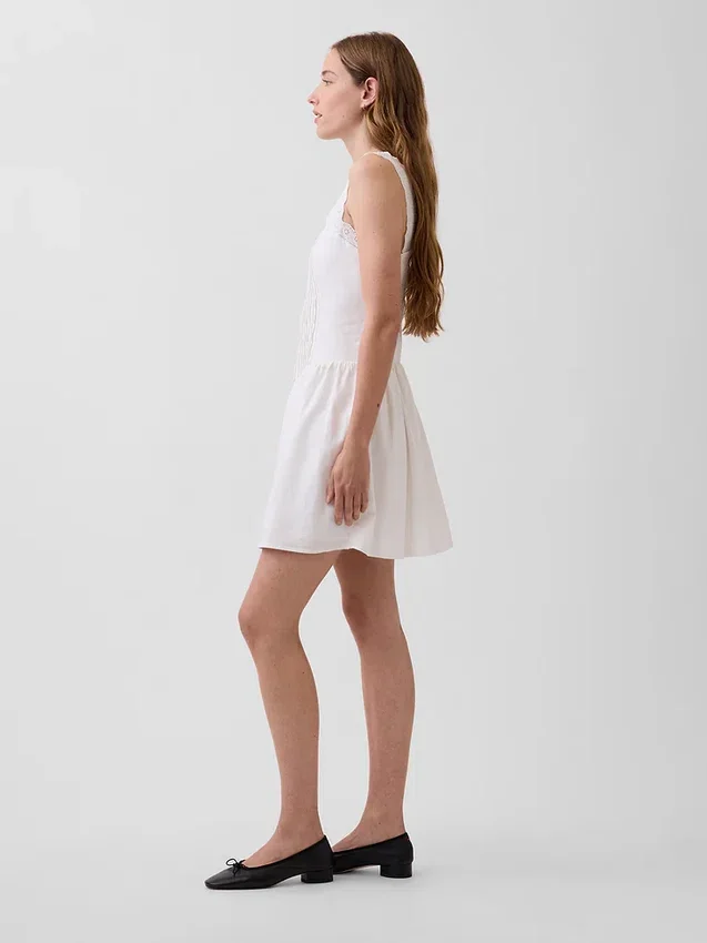 Minivestido de cintura baja con pinzas