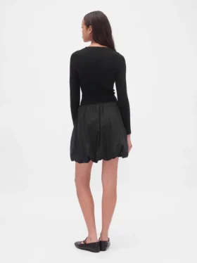 Minivestido de estilo «bubble» con mezcla de tejidos