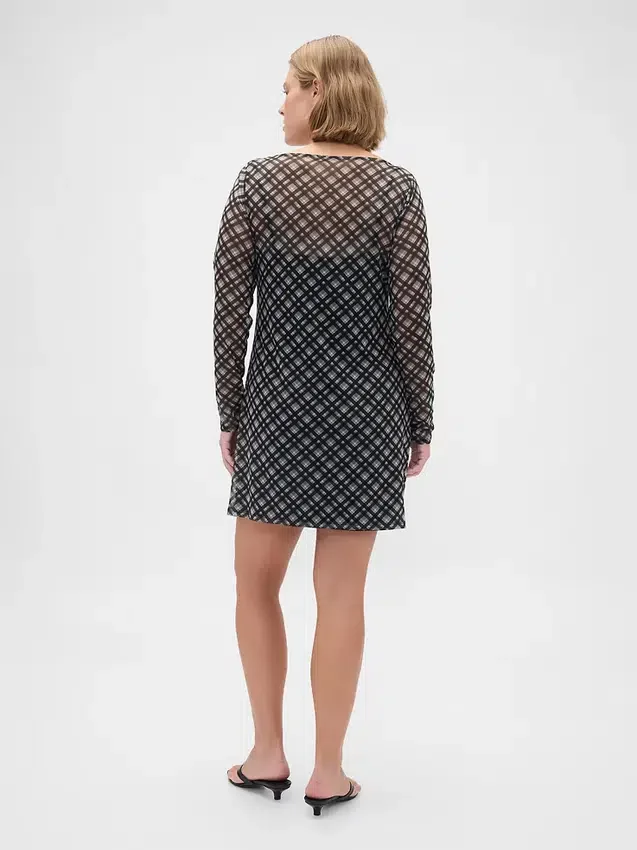 Minivestido de malla con cuello barco