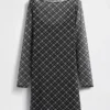 Minivestido de malla con cuello barco