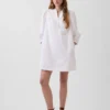 Minivestido de popelín con cuello Henley