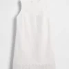 Minivestido recto con dobladillo de ojales