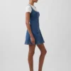Minivestido vaquero con cremallera frontal