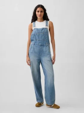 Mono de denim ultrasuave de corte holgado
