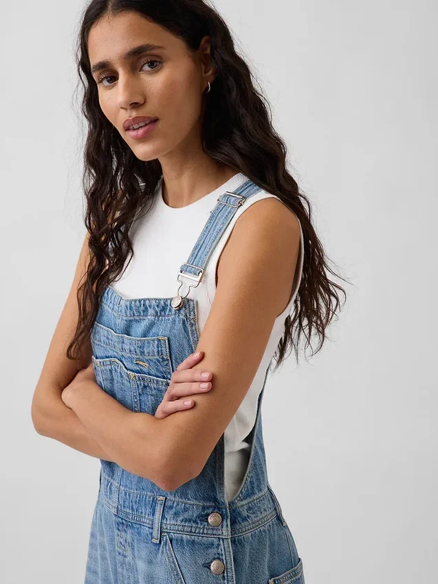 Mono de denim ultrasuave de corte holgado