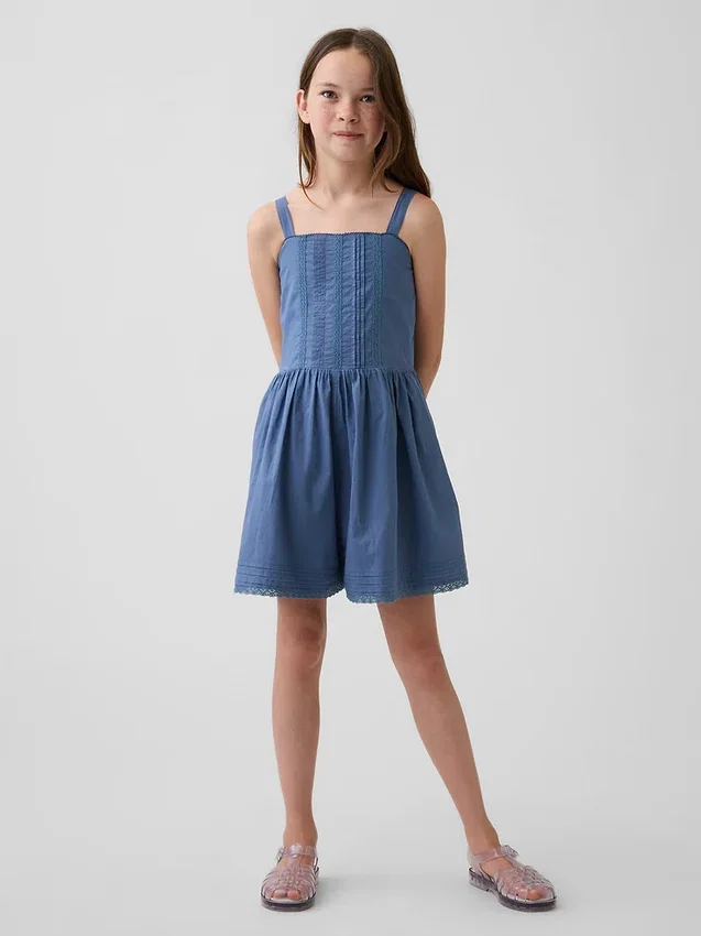 Mono infantil con ribete de encaje