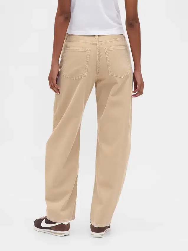 Pantalones acampanados de pana de talle alto