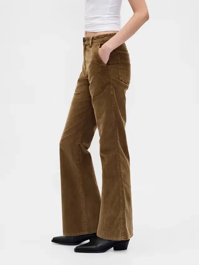 Pantalones acampanados de pana de talle medio