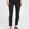 Pantalones ajustados hasta el tobillo