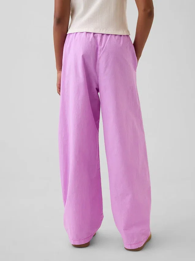 Pantalones anchos de niño con doble costura en las rodillas