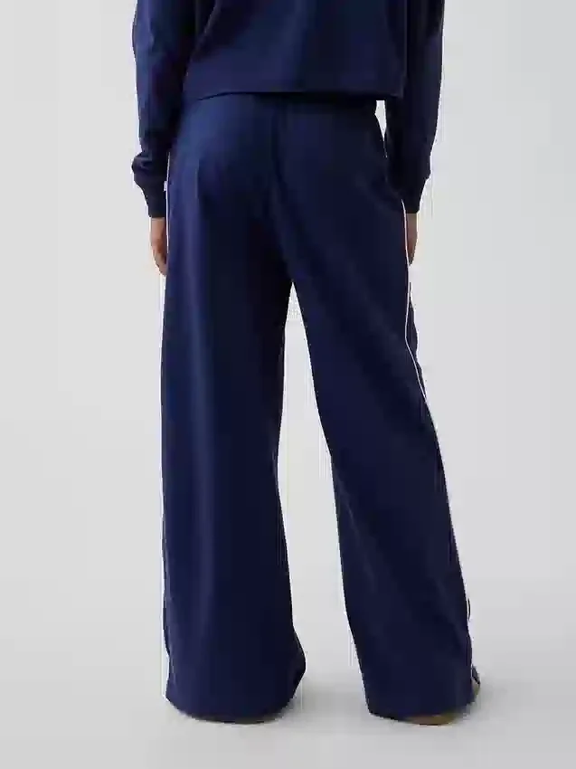 Pantalones anchos y cómodos para niños