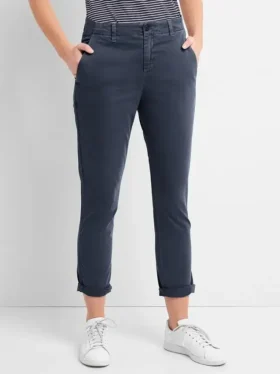 Pantalones caqui de rayas de sarga estilo «girlfriend»