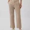Pantalones caqui de talle medio