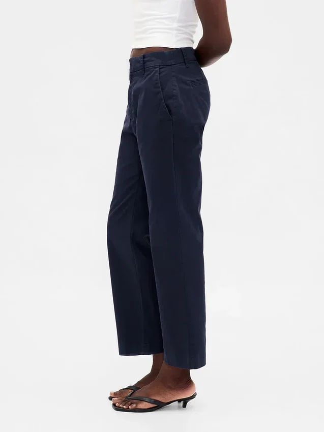 Pantalones caqui de talle medio