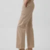 Pantalones caqui de talle medio