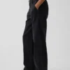 Pantalones caqui holgados de talle bajo estilo años 90