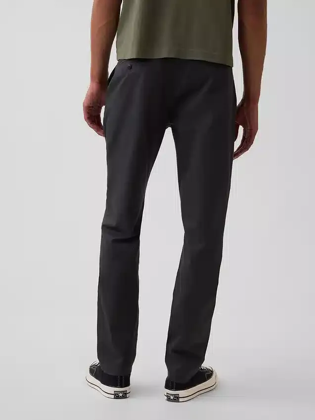 Pantalones caqui modernos de corte ajustado