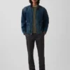 Pantalones caqui modernos de corte ajustado