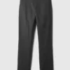 Pantalones caqui modernos de corte ajustado