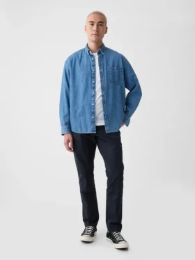 Pantalones caqui modernos de corte cónico
