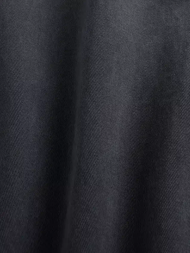 Pantalones caqui rectos de corte holgado en sarga de peso pesado