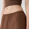 Pantalones cómodos de talle bajo GapFit Tech