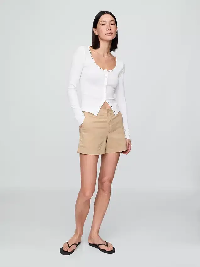Pantalones cortos caqui «Downtown» de 4"