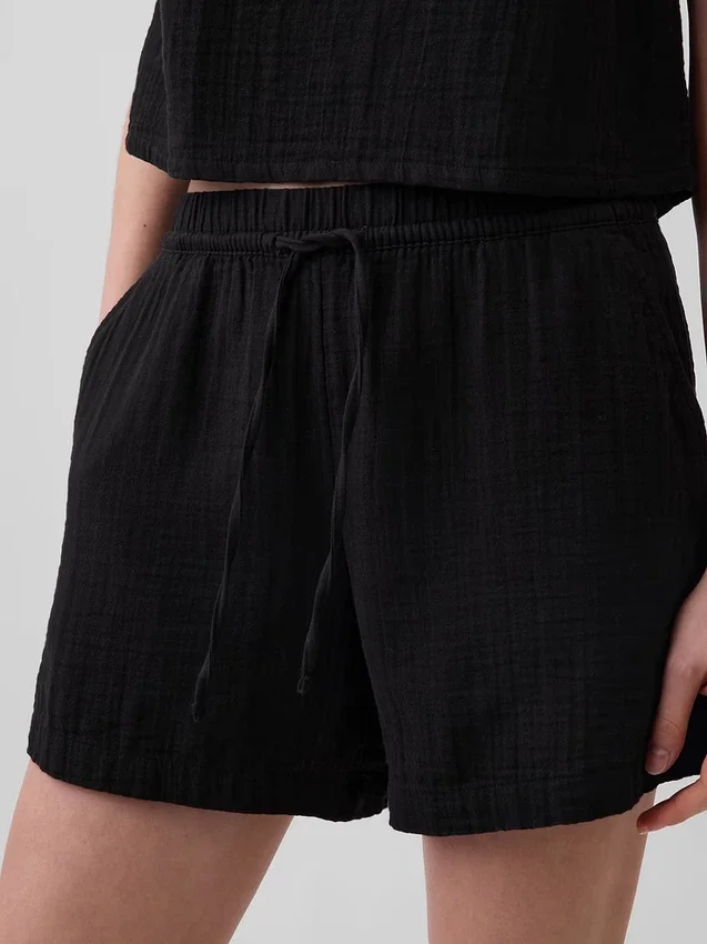 Pantalones cortos cómodos de gasa de algodón de talle medio (4")