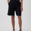 Pantalones cortos de 9" de talle bajo en mezcla de lino