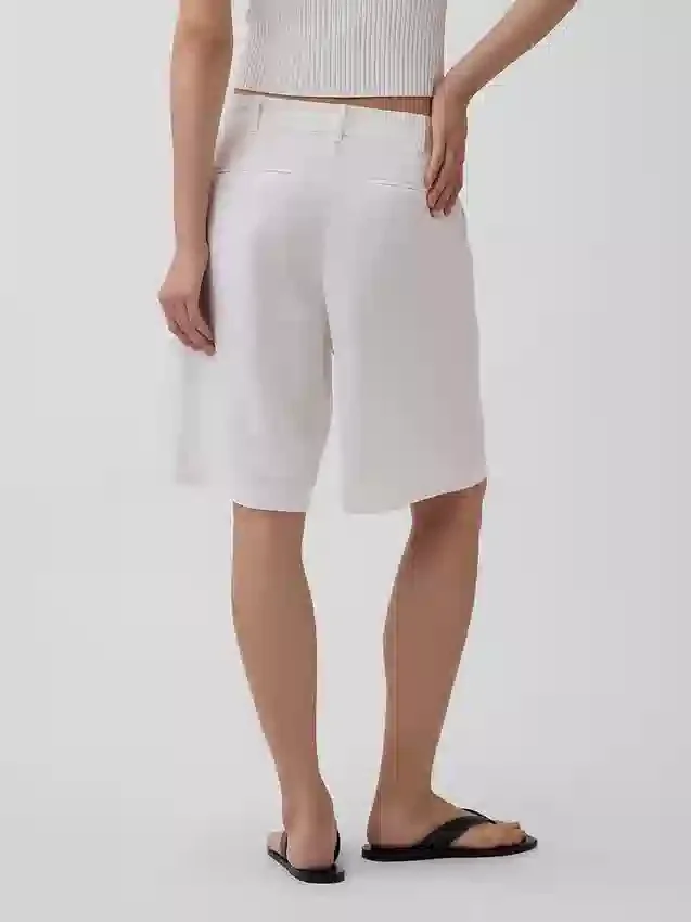 Pantalones cortos de 9" de talle bajo en mezcla de lino