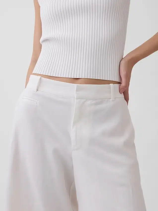 Pantalones cortos de 9" de talle bajo en mezcla de lino