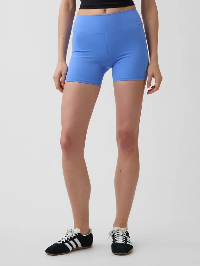 Pantalones cortos de ciclismo GapFit Smooth de 4"