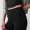 Pantalones cortos de ciclismo GapFit Smooth de 4"
