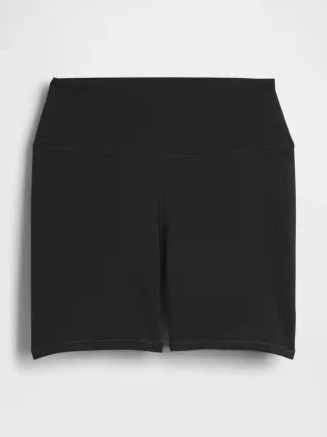 Pantalones cortos de ciclismo GapFit Smooth de 4"