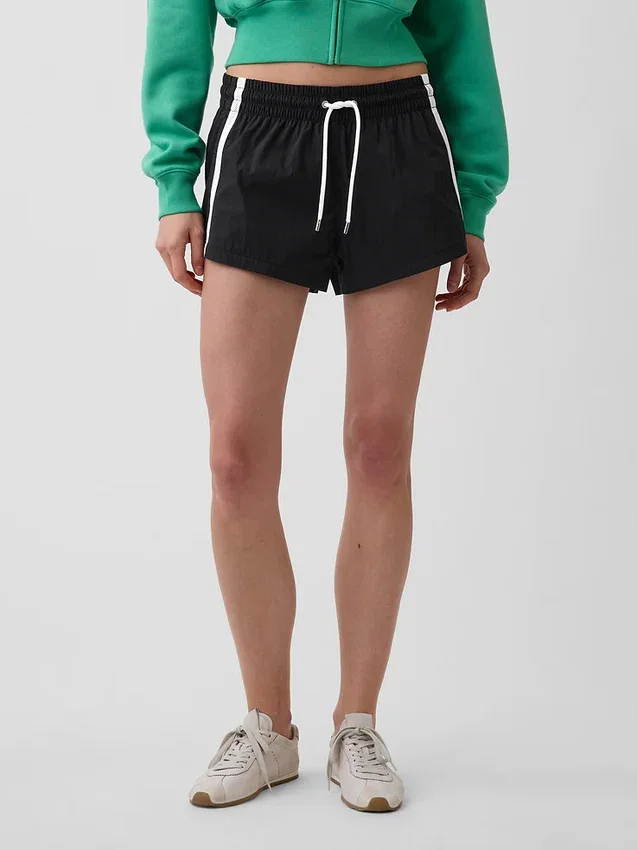 Pantalones cortos de deporte de 2,5"