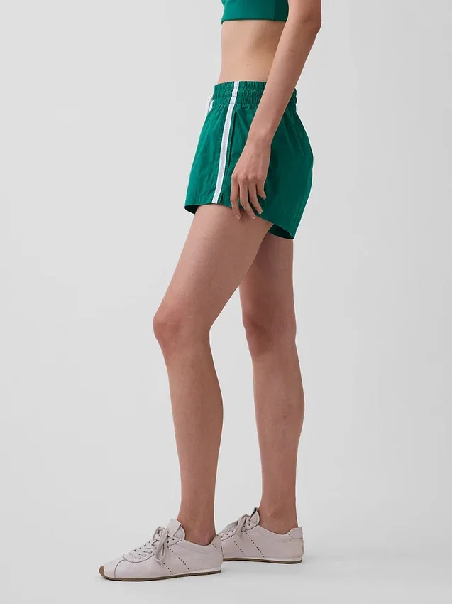 Pantalones cortos de deporte de 2,5"