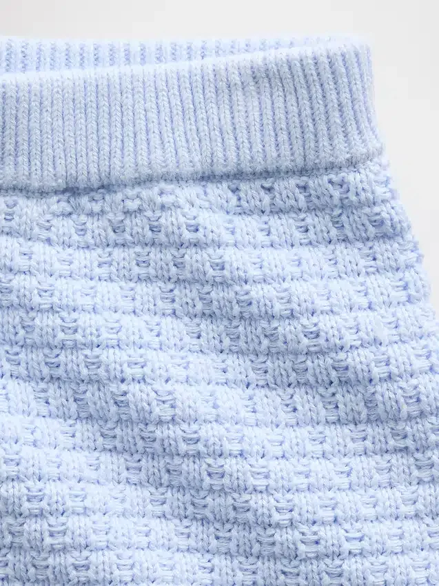 Pantalones cortos de ganchillo con dobladillo festoneado para bebés y niños pequeños