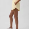 Pantalones cortos de running GapFit Tech de talle alto