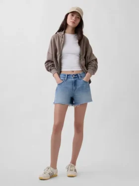 Pantalones cortos de talle medio ultrasuaves y holgados con bajo recortado de 4"