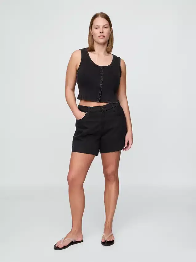 Pantalones cortos de talle medio ultrasuaves y holgados con bajo recortado de 4"