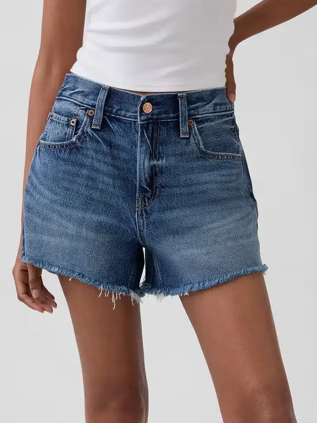 Pantalones cortos de talle medio ultrasuaves y holgados con bajo recortado de 4"