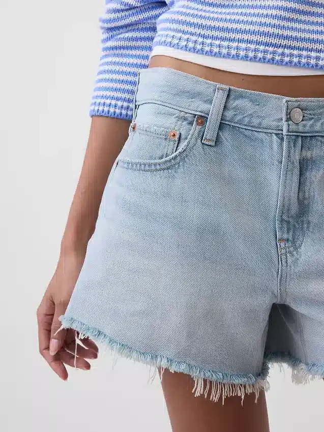 Pantalones cortos de talle medio ultrasuaves y holgados con bajo recortado de 4"