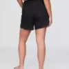 Pantalones cortos de talle medio ultrasuaves y holgados con bajo recortado de 4"