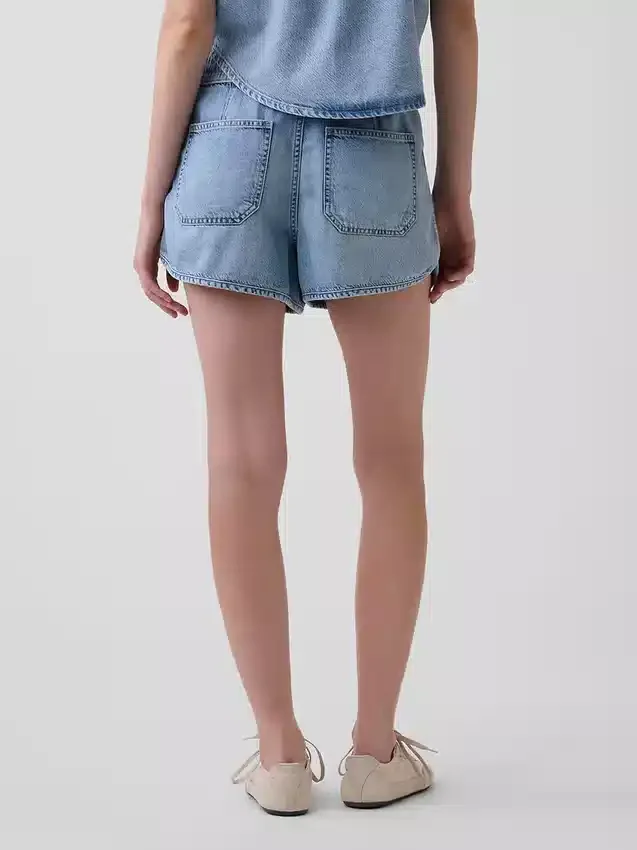 Pantalones cortos «Easy Dolphin» de denim ultrasuave de talle medio