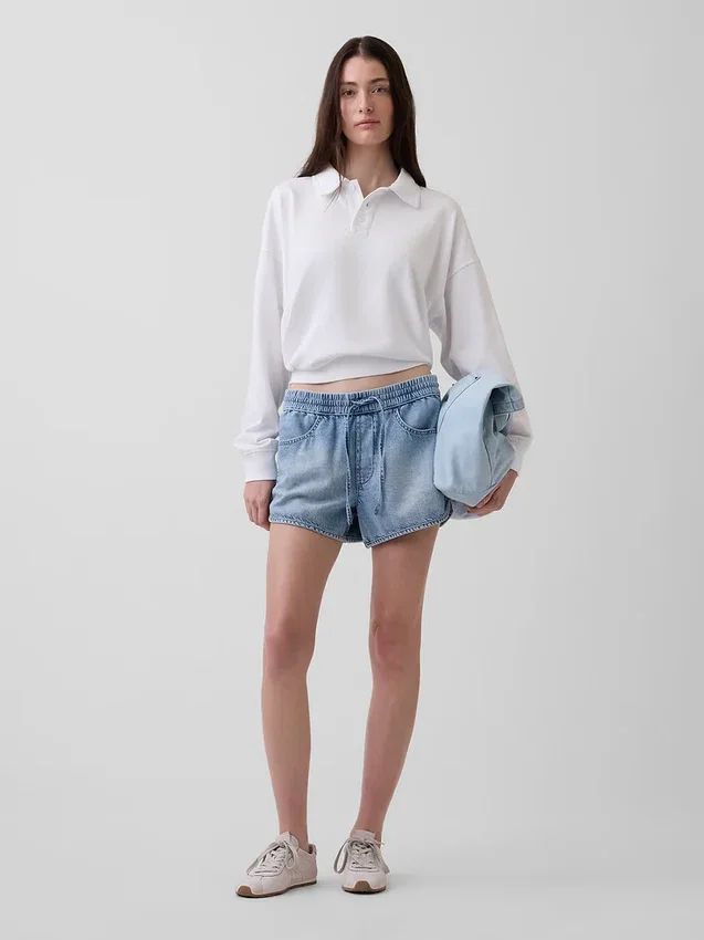Pantalones cortos «Easy Dolphin» de denim ultrasuave de talle medio