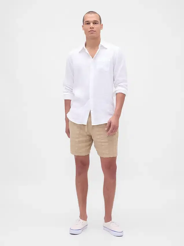 Pantalones cortos «Easy» texturizados de 7"